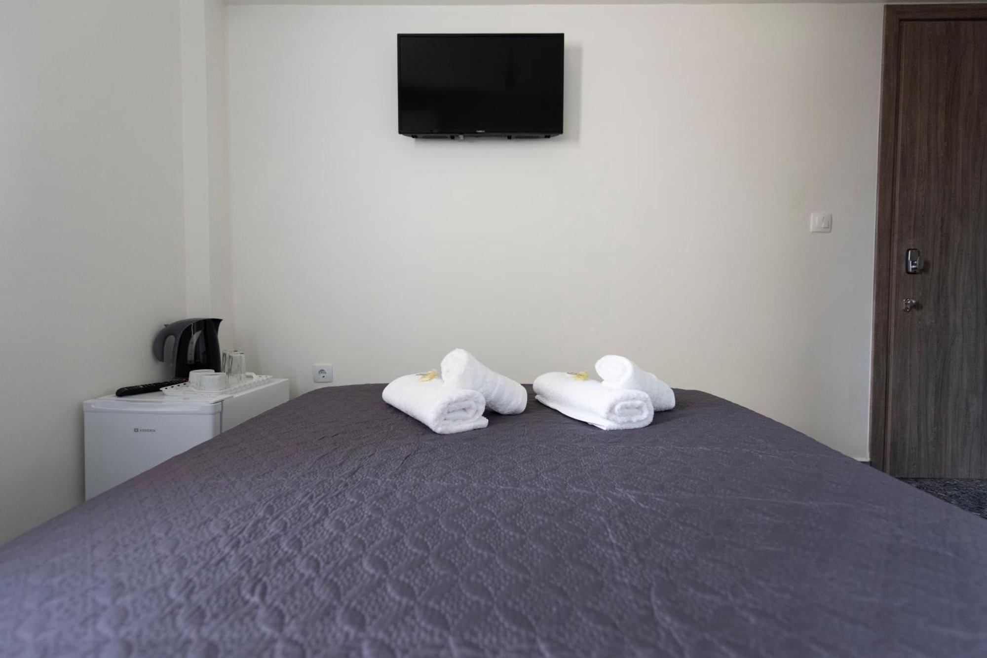 Liberal Mini Rooms & Suites Афины Экстерьер фото