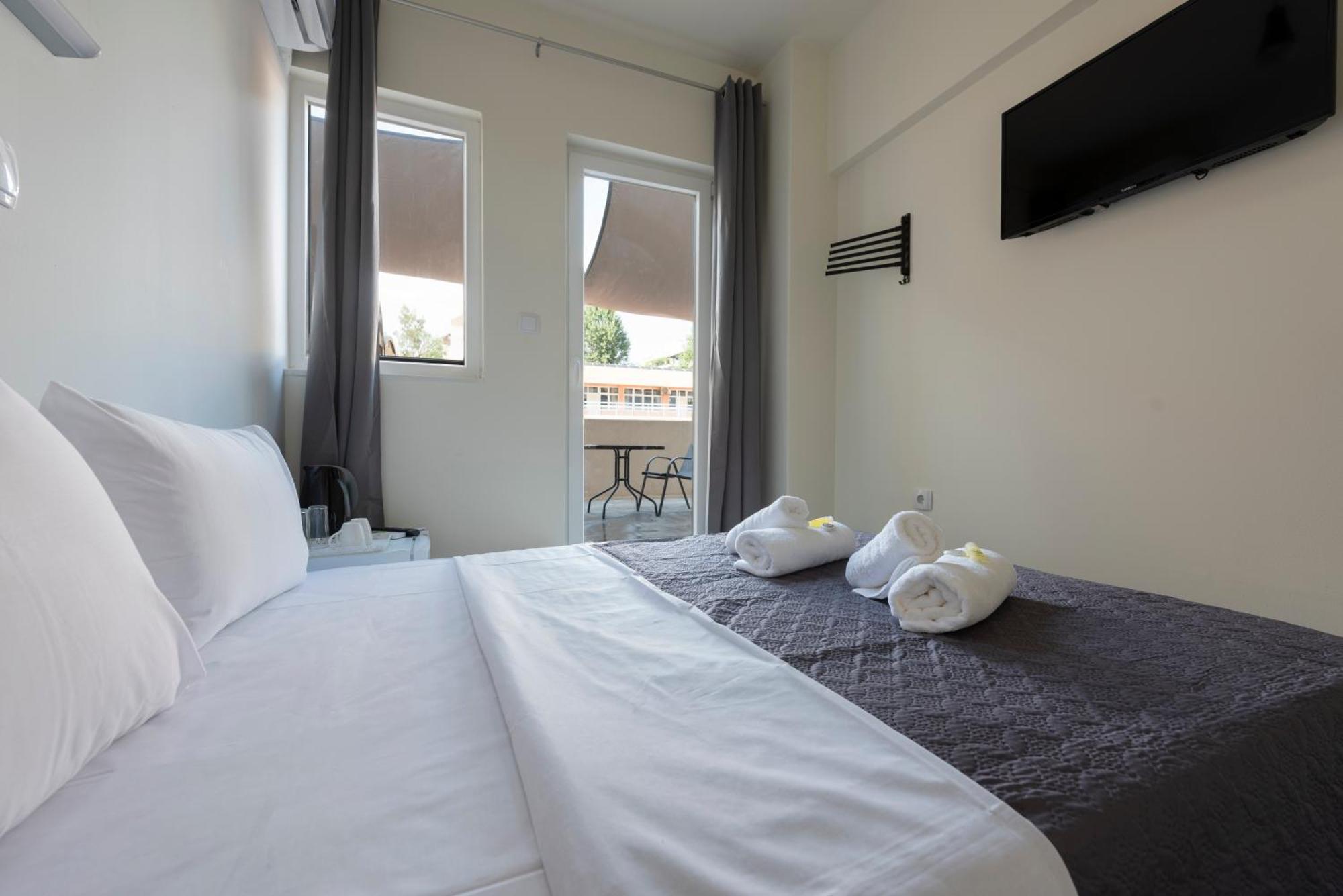 Liberal Mini Rooms & Suites Афины Экстерьер фото
